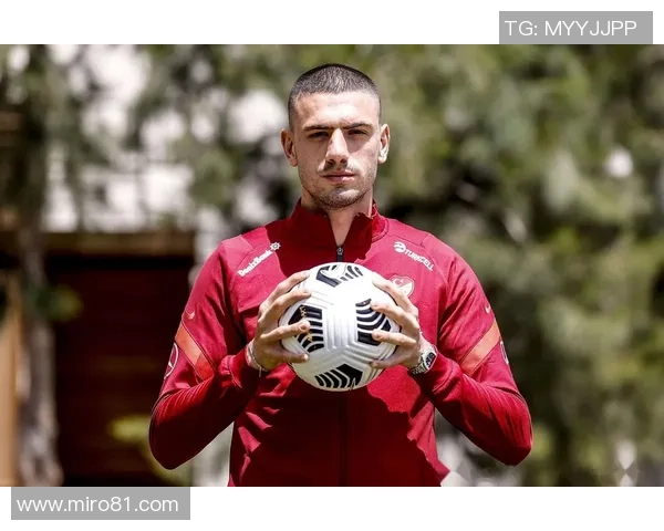 足球明星思朗的职业生涯与成就揭秘及其对足球的影响分析 足球明星思朗的职业生涯与成就揭秘及其对足球的影响分析